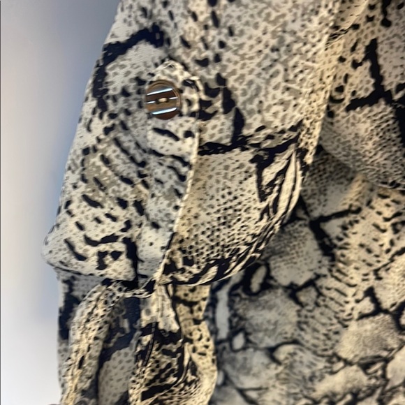 A’GACI | Multicolored Tie Front Ruffled Mini Dress Size Medium - Picture 7 of 8